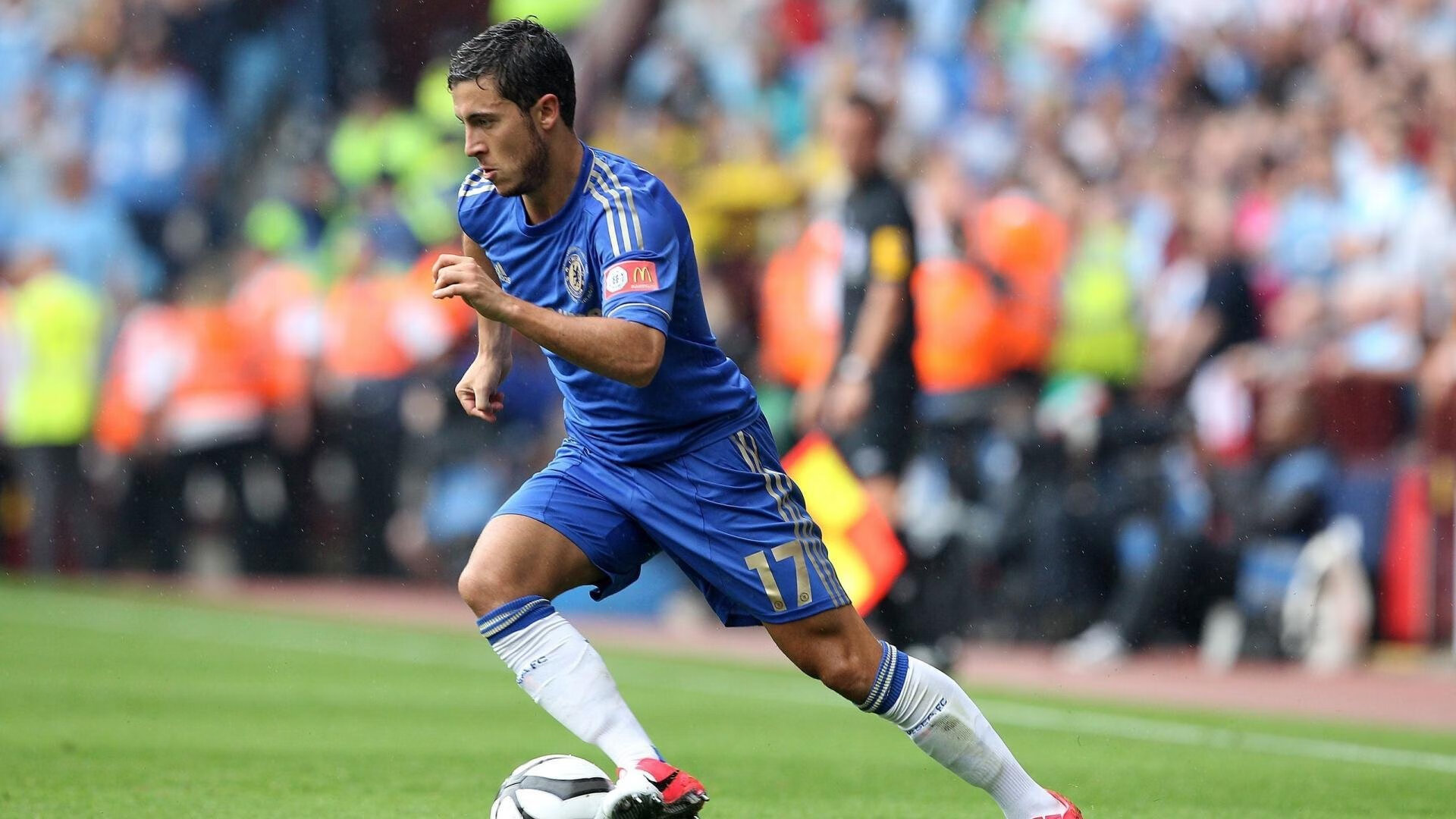 Ning回归赛场，突破纪录首场状态亮眼，FPX观众沸腾！